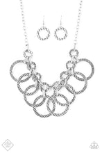 Load image into Gallery viewer, JAMMIN JUNGLE - PAPARAZZI - SILVER HAMMERED INTERLOCKING RING NECKLACE -