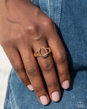 Load image into Gallery viewer, JULY 2025 FASHION FIX - SUNSET SIGHTINGS
