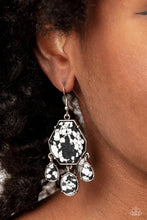 Load image into Gallery viewer, Organic Optimism - black - Paparazzi earrings
