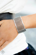 Load image into Gallery viewer, Camelot Couture - silver - Paparazzi bracelet
